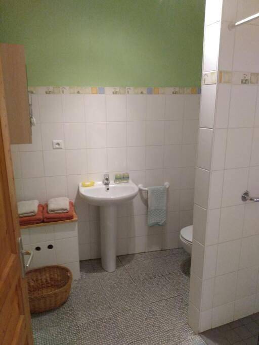 Gîte pour 2 personnes, avec jardin à Lantriac - 2