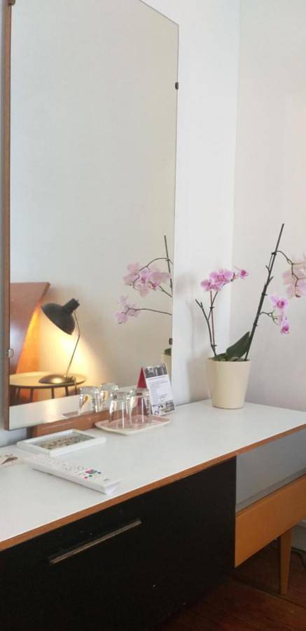 Ferienwohnung für 2 Personen, mit Terrasse und Garten sowie Ausblick in Wesselburenerkoog - 3