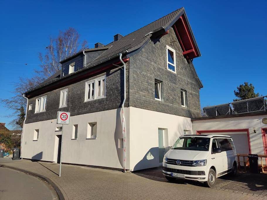 Appartement entier, Kinderklinik, 600m zum Bahnhof 2B in Siegen (Allemagne), Arrondissement de Siegen-Wittgenstein