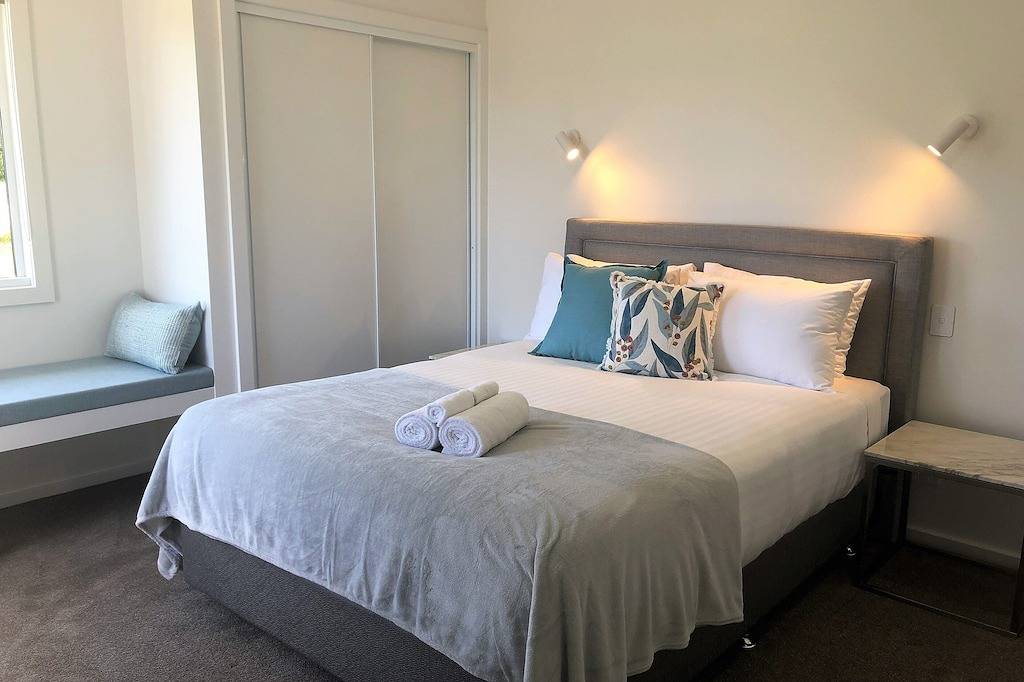 Beach House with Bay of Fires views, featuring 2 bedrooms with ensuite bathrooms in Tasmanien