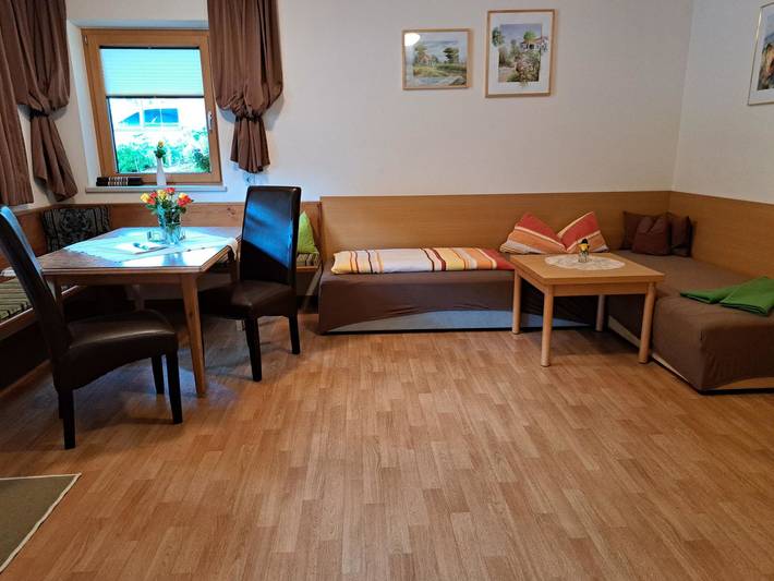 Ferienwohnung für 8 Personen, mit Terrasse und Garten in Tux - 3
