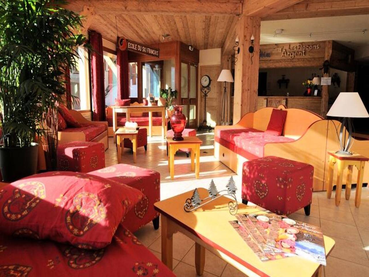 Entire apartment, Apartment in Aussois with Mountain Views in Aussois, Saint-Jean-de-Maurienne region