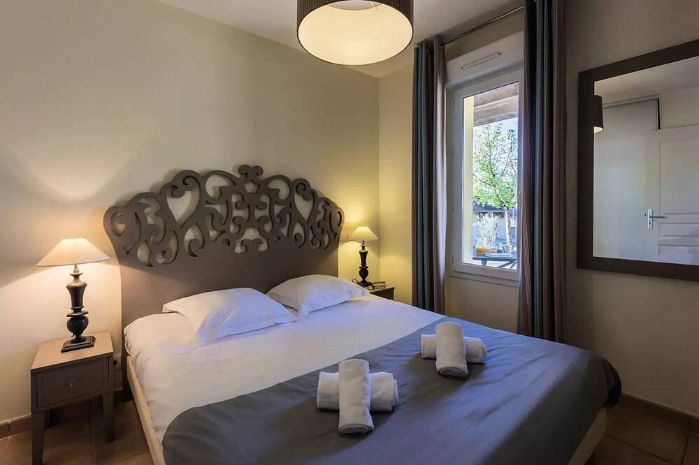 Entire apartment, Belambra Clubs Résidence Rocamadour - Les Portes De Dordogne - Premium Duplex Studio 2 People Sleeping Area Terrace in Alvignac, Causses du Quercy Regional Nature Park