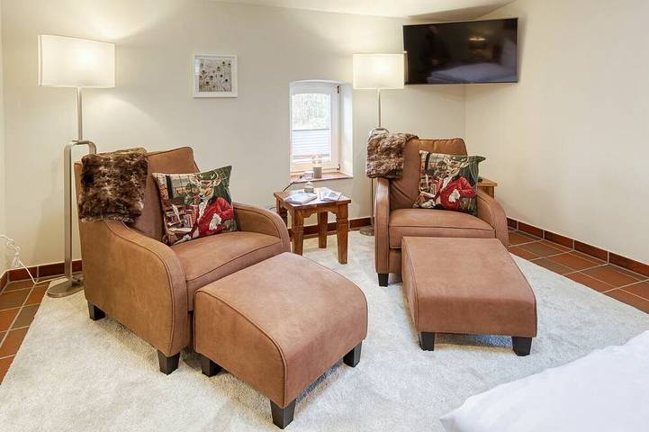 Ganze Wohnung, Exklusive Posthornsuite für Naturliebhaber - Posthornsuite in Krakow am See, Naturpark Nossentiner/Schwinzer Heide