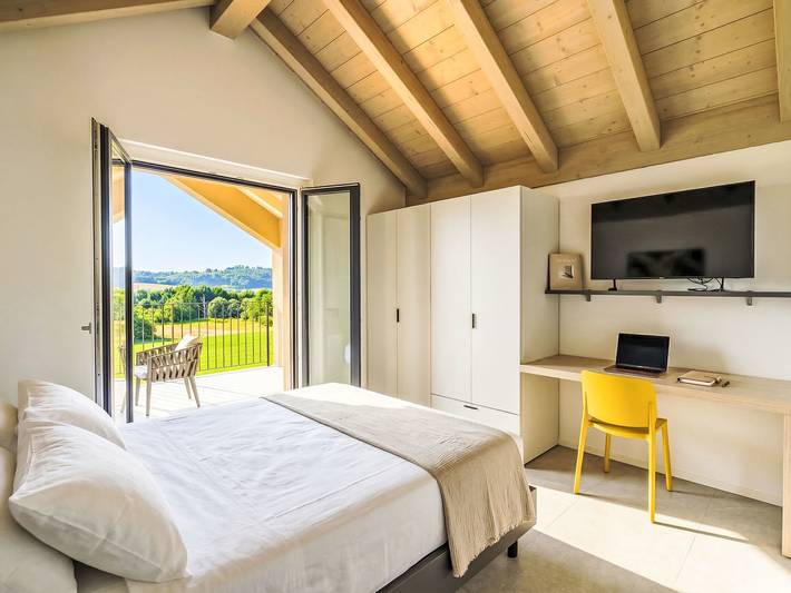 Ferienhaus für 9 Personen, mit Ausblick und Garten sowie Terrasse in Colico - 4