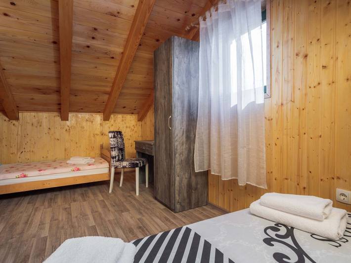 Villa Mystic Woods mit Pool in Dalmatinisches Zagora