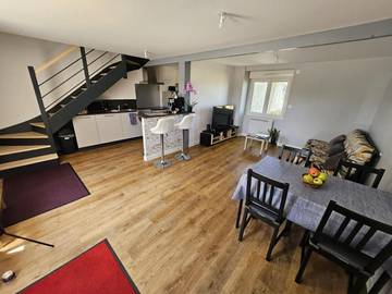 Gîte pour 5 personnes, avec terrasse à Mésanger