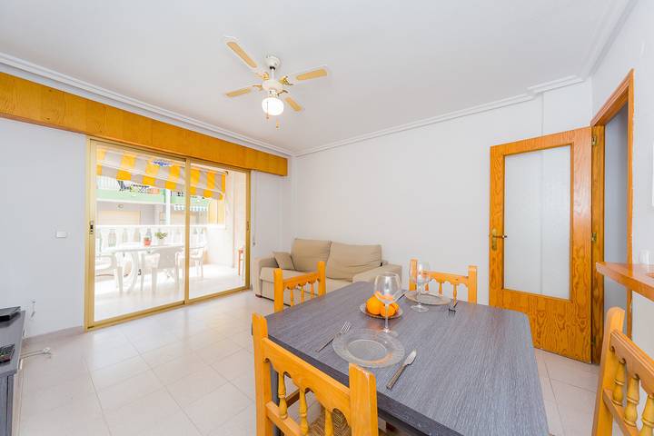 Ferienwohnung für 4 Personen, mit Balkon in Torrevieja - 2