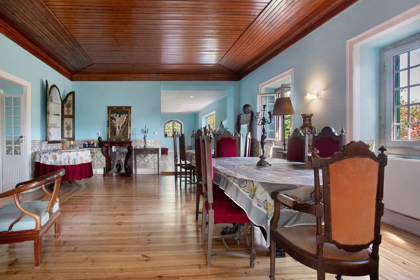 Casa de vacaciones 'Grande' con vistas a la montaña, piscina compartida y Wi-Fi in Alenquer, Distrito de Lisboa