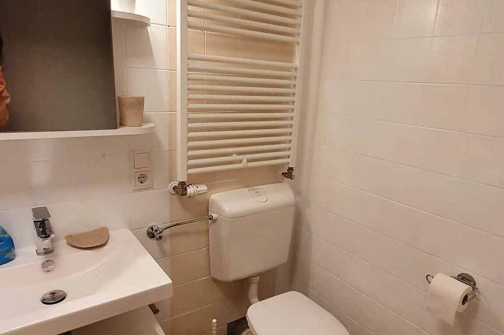 Ganze Wohnung, Gemütliche, ruhige Ferienwohnung ideal zum Wandern, Radfahren und Entspannen. in Veldenz, Bernkastel-Kues & Umgebung