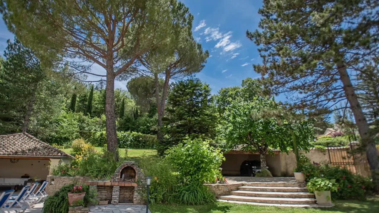 Maison de vacances pour 7 personnes avec jardin in Céreste, Parc naturel régional du Luberon
