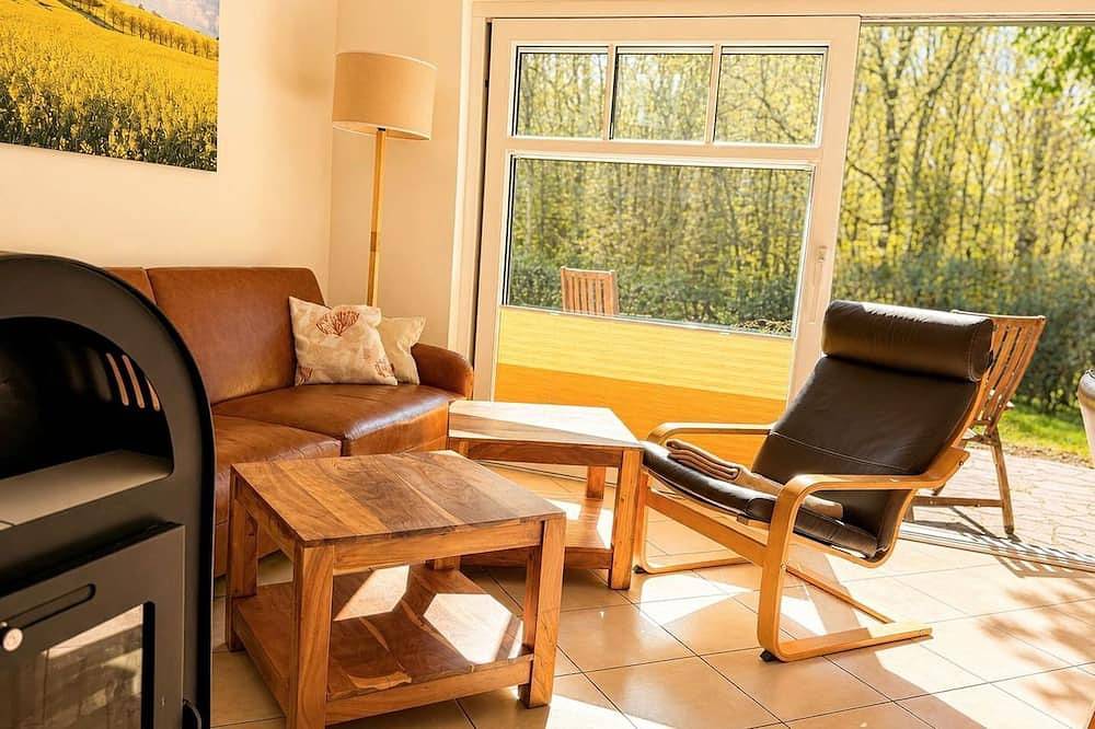 Ganze Wohnung, Ferienhaus Emma - Fewo 2 in Hagen Auf Rügen, Lohme