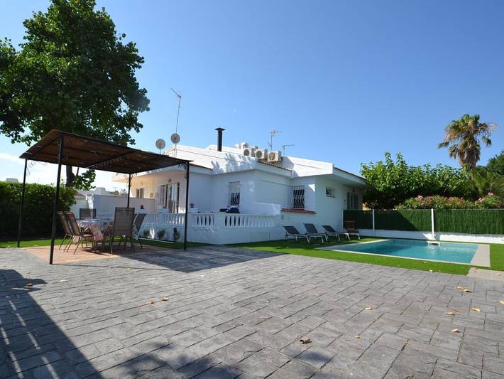 Apartamento para 4 personas, con Terraza y Piscina en Delta del Ebro