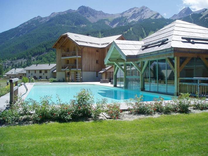 Apartamento de vacaciones para 4 personas, con jardín y vistas además de piscina y sauna, Se admiten mascotas - 1