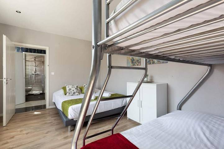 Location de vacances pour 15 personnes, avec jacuzzi et sauna ainsi que jardin et balcon, animaux acceptés à Ittenheim - 2