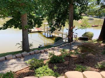 Vacation House for 9 Guests in Lake Norman of Catawba, Lake Norman, Picture 1