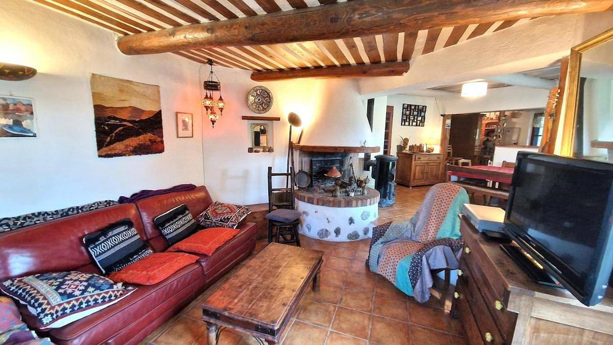 Maison de charme cosy en Haute-Provence in Thoard, Alpes-de-Haute-Provence