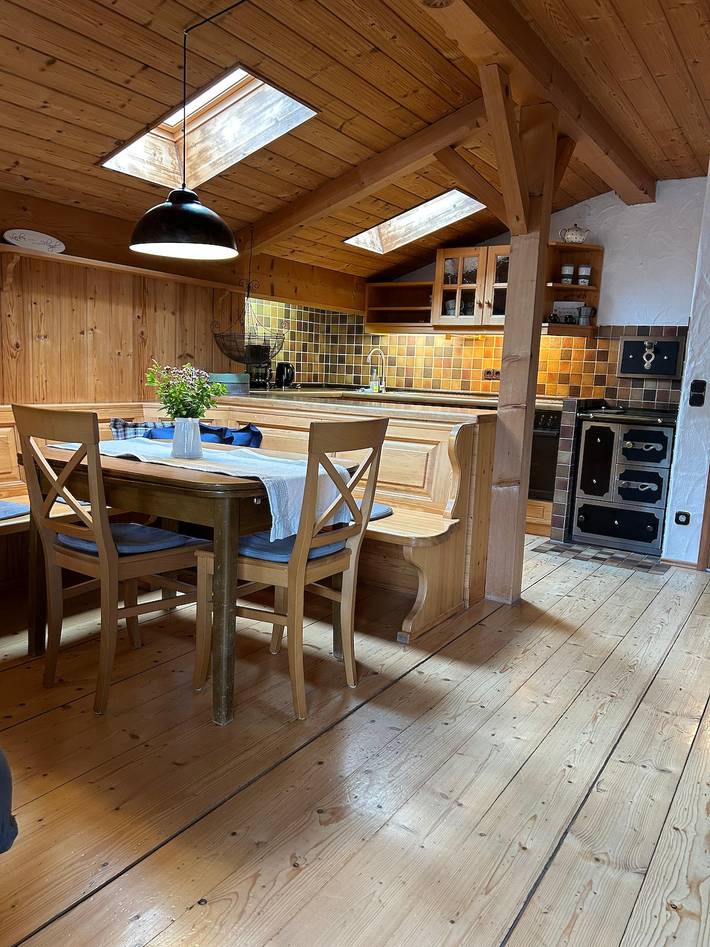 Ganze Ferienwohnung, Huberhof, Mettenham - Ferienwohnung für 3Pers. 60 qm, Wohnküche, Schlafzimmer, Dusche/Wc, WLAN in Schleching, Bayerische Alpen