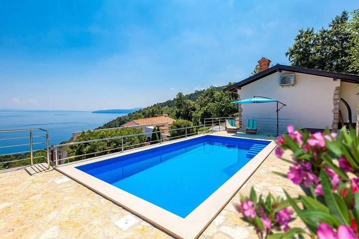 Ferienhaus für 6 Personen, mit Terrasse in Opatija Riviera