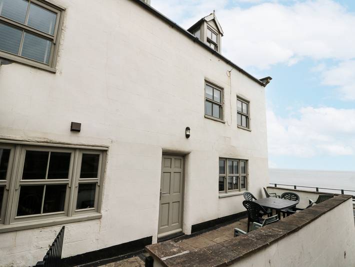 Cottage for 8 people, with Terrace in Sandsend