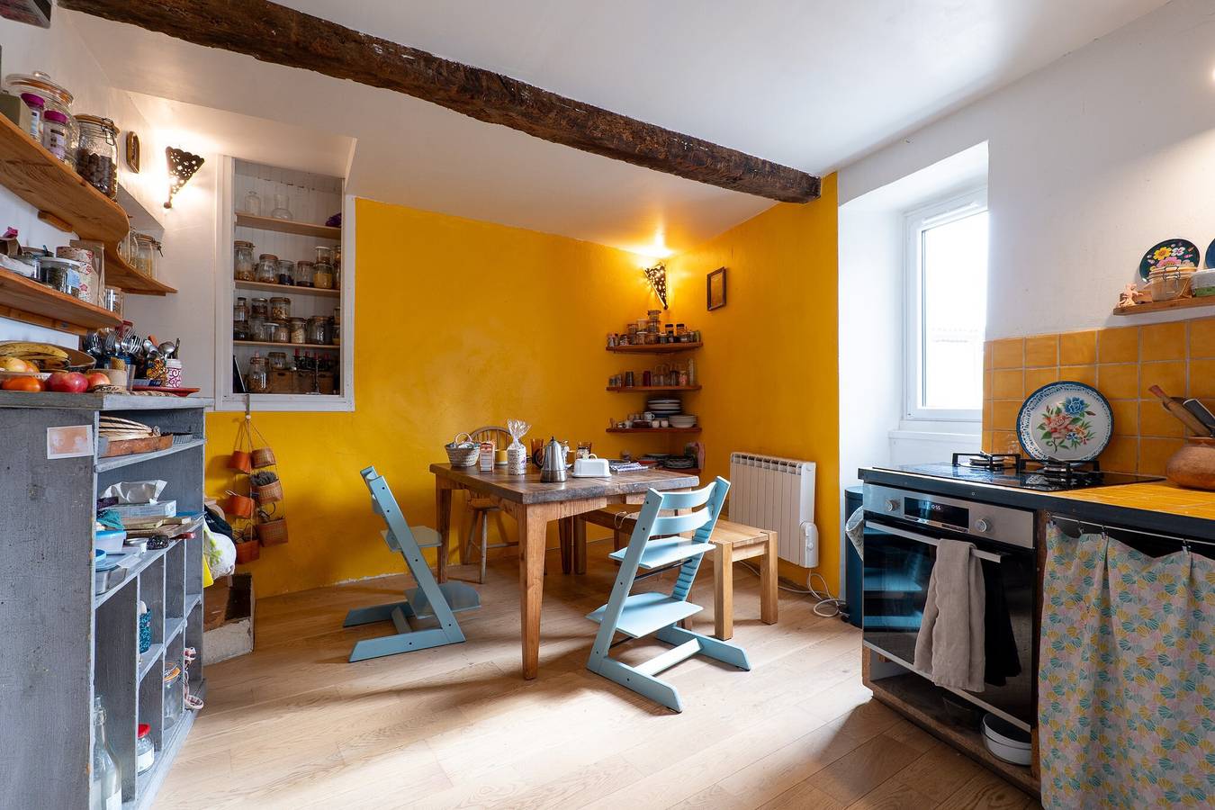 Gastenkamer 'Chambre Au Calme' met bergzicht, gedeeld terras en wifi, foto 12