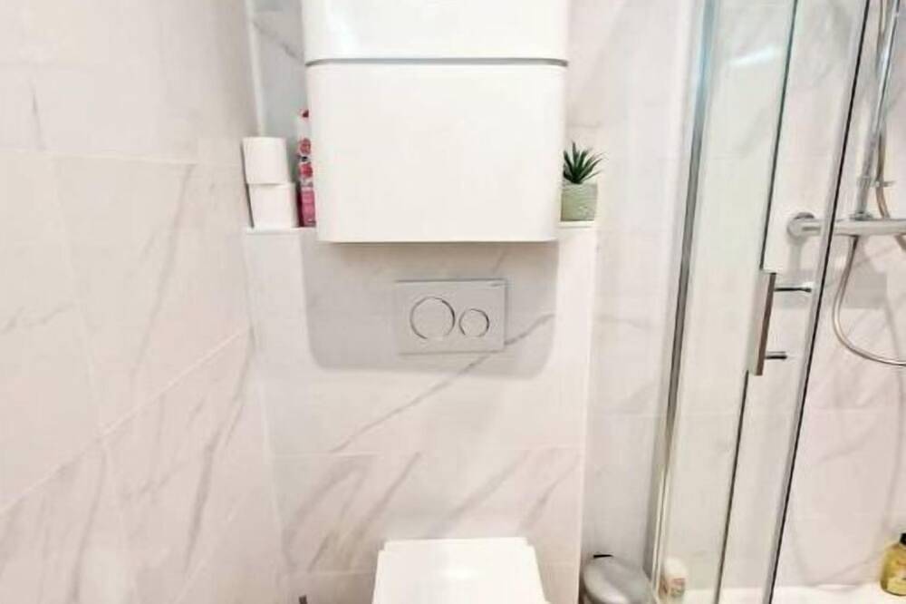 Appartement Moderne Neuf F2 Centre ville in Valence, Valence region