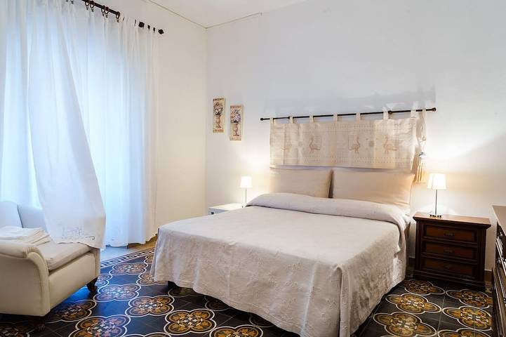 Appartamento intero, Holiday Home Alle Pavoncelle, indipendente con terrazzo di 50 mq in Portoscuso, Sulcis Iglesiente