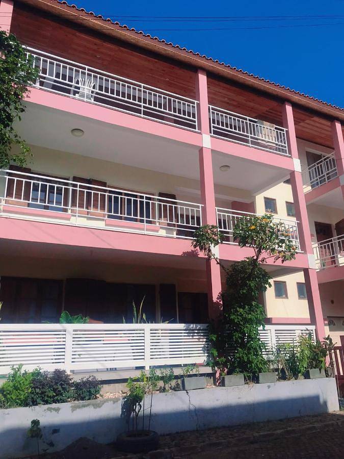 Gîte pour 7 personnes, avec jardin dans Tarrafal