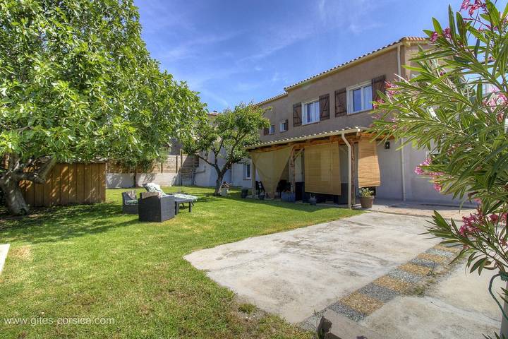 Casa vacanza per 5 persone, con terrazza e giardino a Viggianello (Francia)