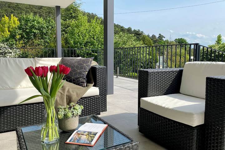 Ferienwohnung für 3 Personen, mit Balkon und Garten