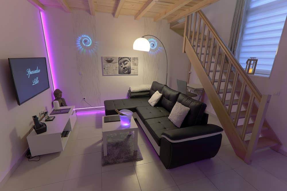Apartamento entero, Sparadise Lille Hypercentre, jacuzzi, T2 40m², Diseño acogedor Relajación in Lille, Lille region