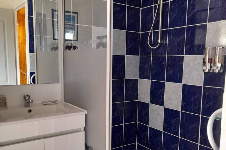 Gîte pour 2 personnes, avec jardin et piscine à Médis - 2