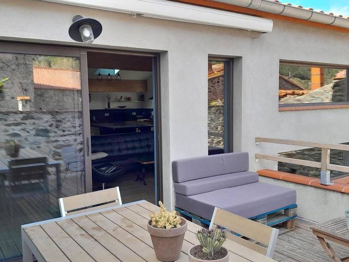 Location de vacances pour 7 personnes, avec terrasse et vue à Rigarda - 2
