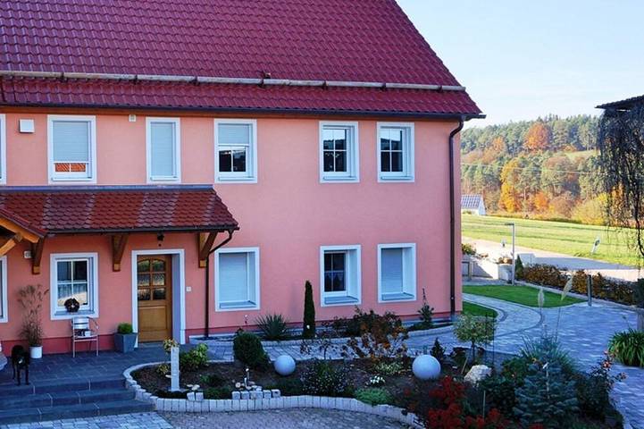 Ganze Wohnung, Gemütliche Ferienwohnung für bis zu 4 Personen in Haundorf, Fränkisches Seenland