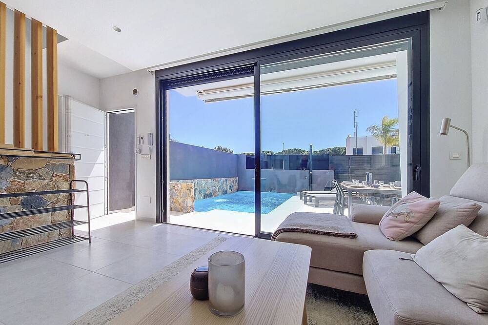 Villa con piscina, jacuzzi y azotea. in Golf Resorts Murcia, San Javier