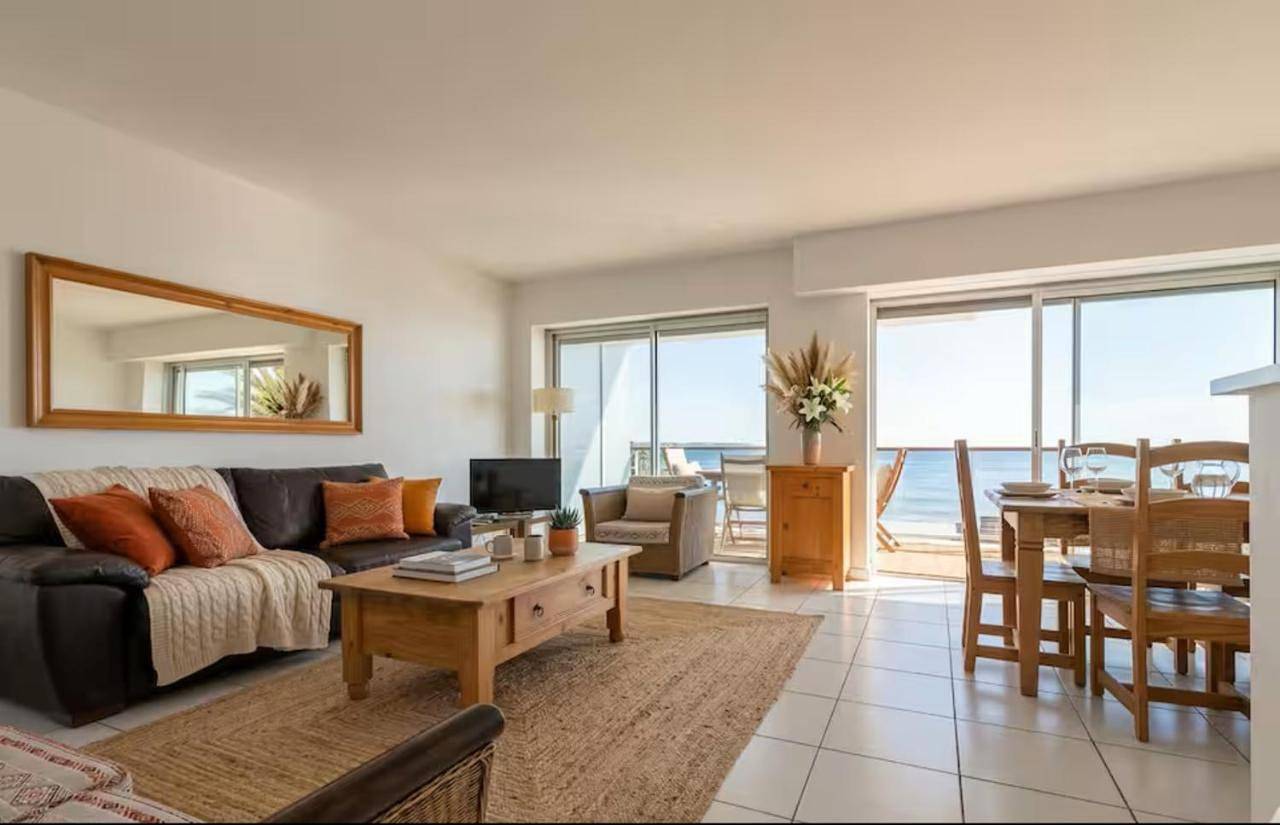 Appartement entier, Premium Two-Bedroom Beach Front Apartment Palm Beach, Cannes in Cannes, Côte méditerranéenne (France)