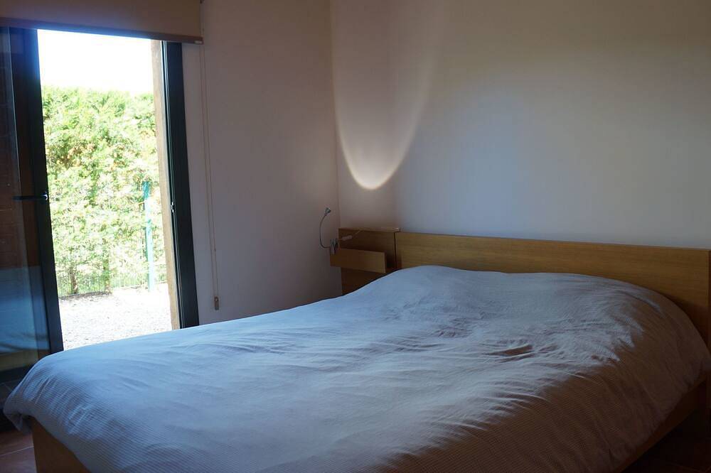 Costabravaforrent Gavarres, für 6 Personen mit Gemeinschaftspool in Albons, Costa Brava