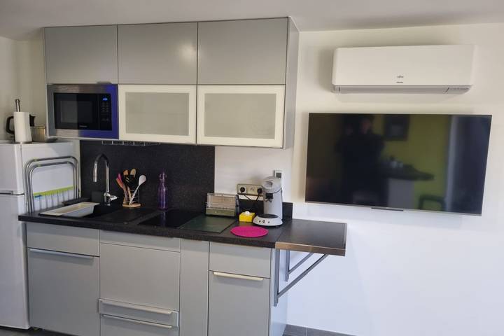 Gîte pour 2 personnes, avec piscine et terrasse dans Cap d'Agde naturiste - 4