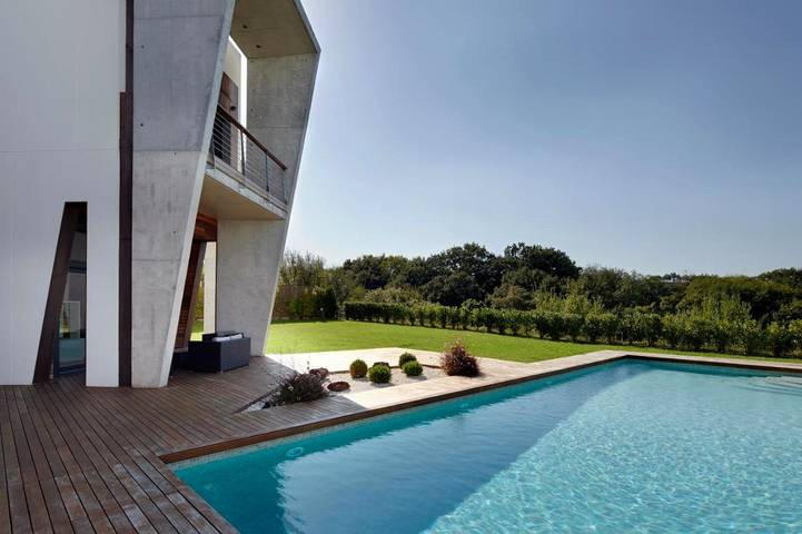 Chalet para 8 personas, con Balcón y Terraza además de Jardín y Piscina en Guipúzcoa - 4