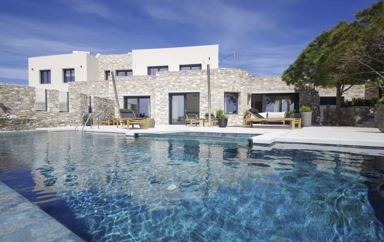 Location de vacances pour 7 personnes, avec jardin et vue sur l’océan dans Syros - 2