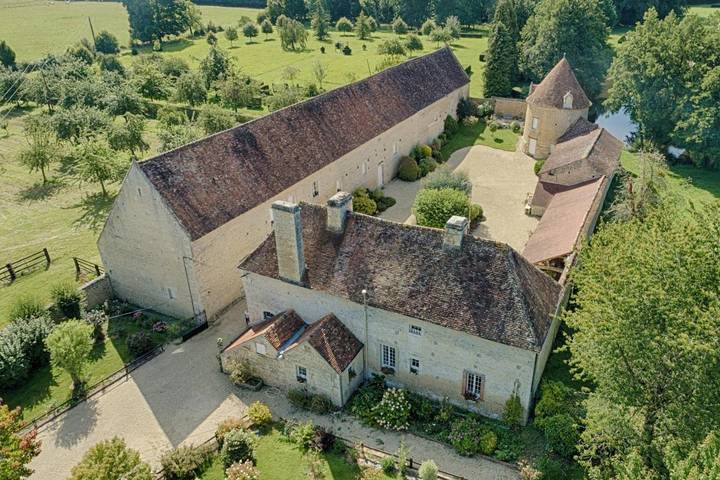 Gîte pour 15 personnes, avec vue et jardin à Saint-Pierre-Canivet