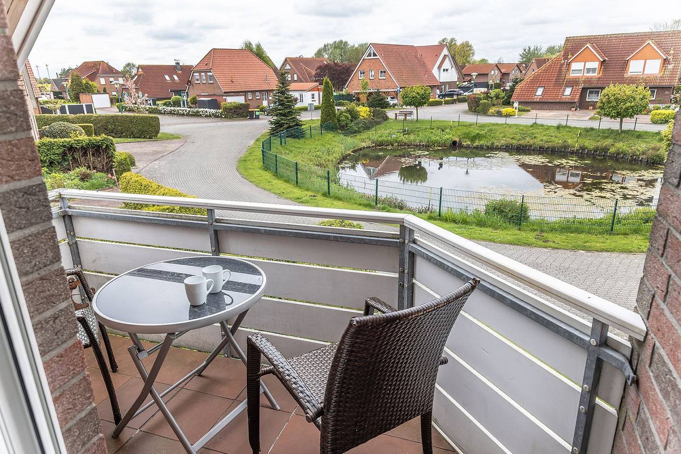 Ganze Wohnung, Apart und lauschig: Die entzückende Maisonette-Wohnung mit ihren ca. 50 qm hält sehr viel bereit, aber vor allem Gemütlichkeit. in Altfunnixsiel, Wittmund
