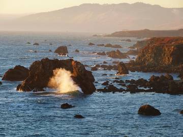Vacation House for 8 Guests in Dillon Beach, Tomales Bay, Picture 2