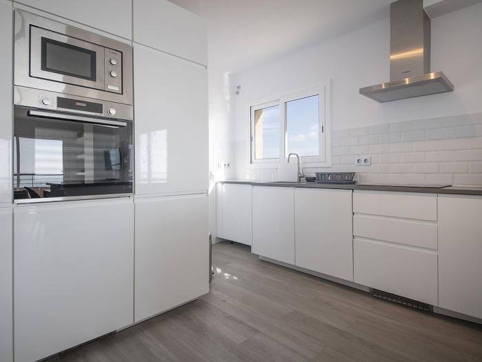 Gîte pour 6 personnes, avec vue sur l’océan et balcon dans Platja de Calafell - 4