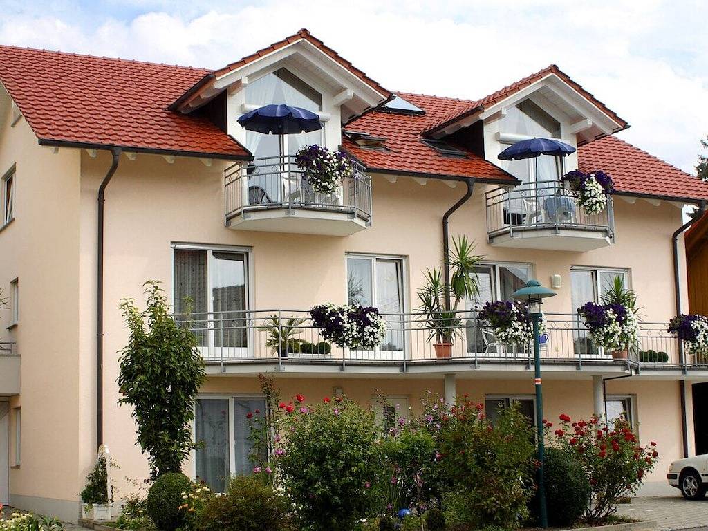 Gasthaus in Daisendorf mit Schwimmbecken in Daisendorf, Region Bodensee-Oberschwaben