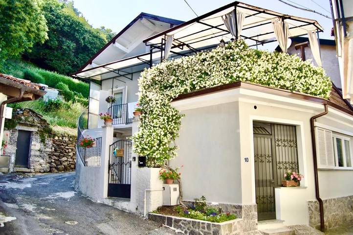 Ferienhaus für 6 Personen, mit Garten, mit Haustier in Comune di Stresa