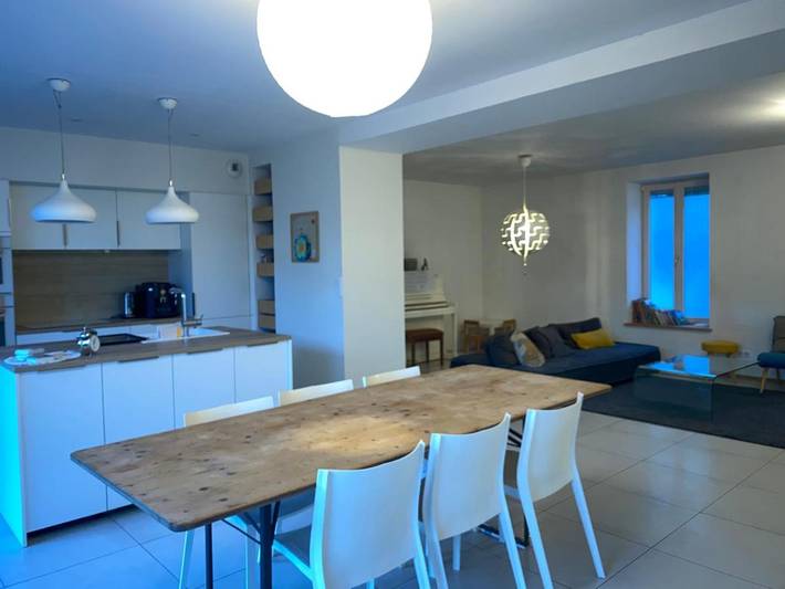 Location de vacances pour 11 personnes, avec terrasse ainsi que jardin et jacuzzi à Dijon - 3