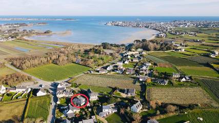 Gîte pour 5 personnes, avec jardin dans Plage du Ruguel
