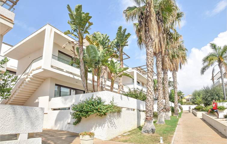 Ferienhaus für 6 Personen, mit Terrasse und Pool in Marina di Ragusa - 2