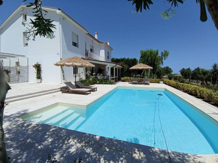 Albergo a gestione familiare per 10 persone, con panorama e sauna nonché giardino e piscina - 1